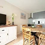 Apartament Astrid 101 With Balcony By Interhome *